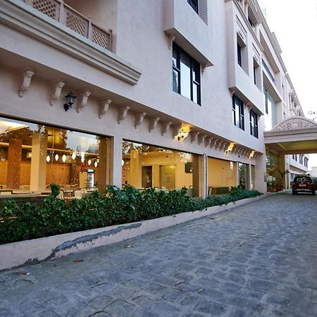 Jc Castle Hotel Shirdi Bagian luar foto