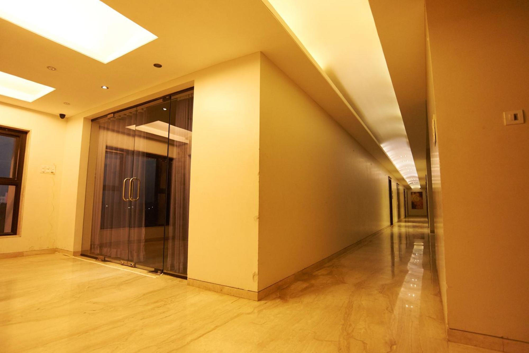 Jc Castle Hotel Shirdi Bagian luar foto