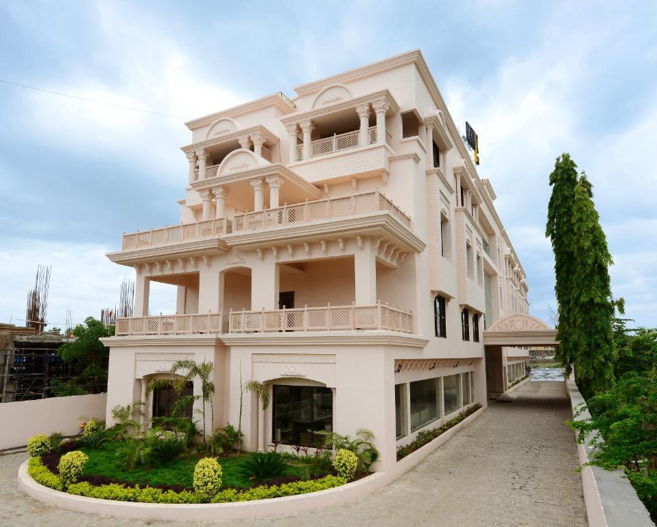 Jc Castle Hotel Shirdi Bagian luar foto