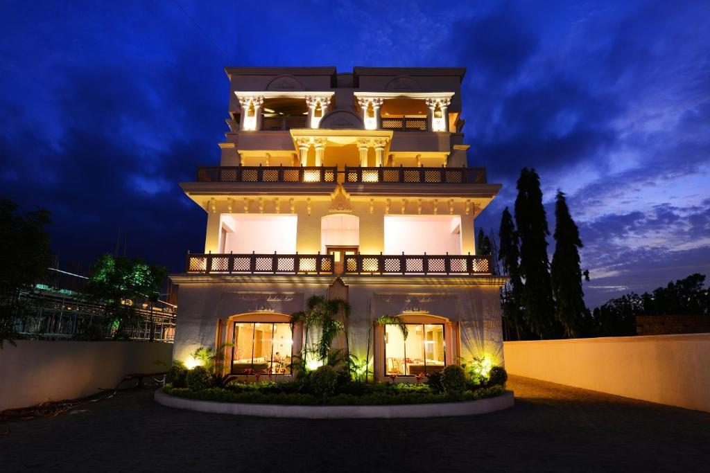 Jc Castle Hotel Shirdi Bagian luar foto